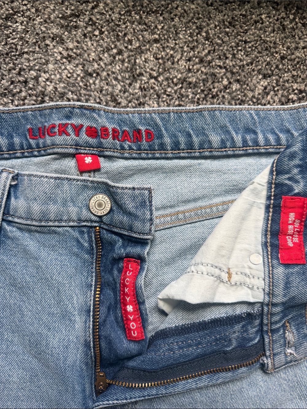 Lucky Brand Light Blue Denim Jeans with White Flower Accents Size 8 29 - Picture 2 of 5